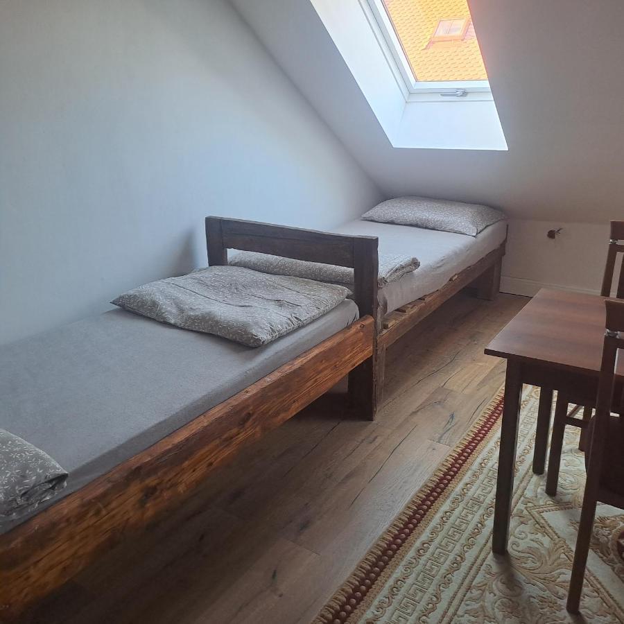 Ubytování u Alfonse Muchy Mikulov Exterior foto